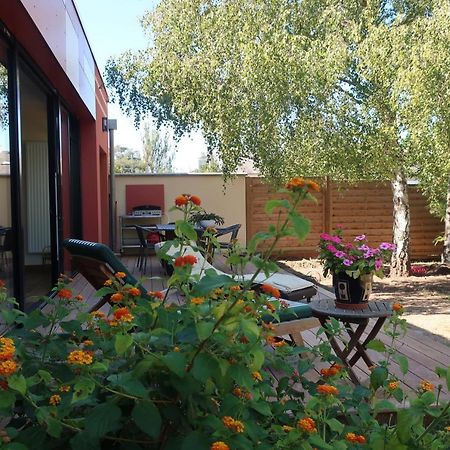 Bed and Breakfast Au Jardin De L'Eventail Le Mans Exterior foto