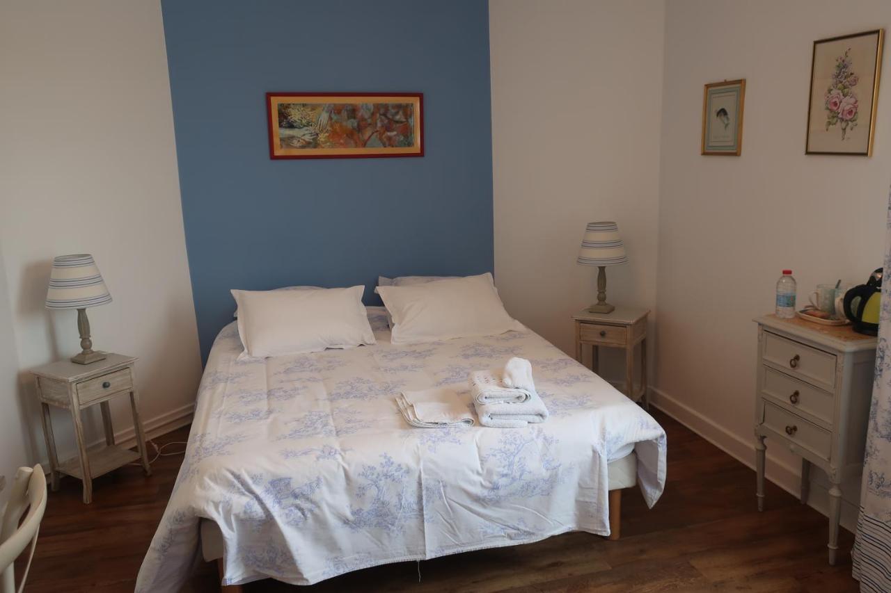 Bed and Breakfast Au Jardin De L'Eventail Le Mans Exterior foto